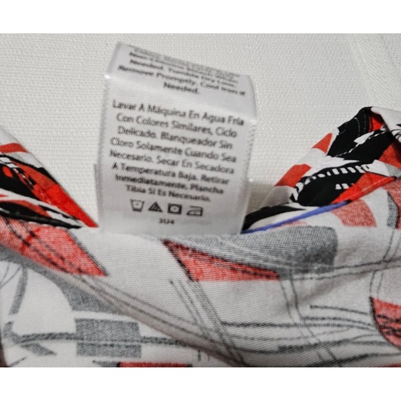 Marvel Captain America Shield Graphic Shirt Button Down Short Sleeve Mens Small - Picture 5 of 8